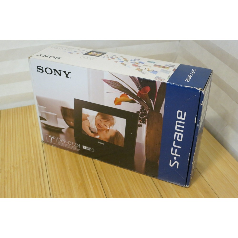 Sony S-Frame 7" Digital‎ Photo Picture Frame Display DPF-D72N